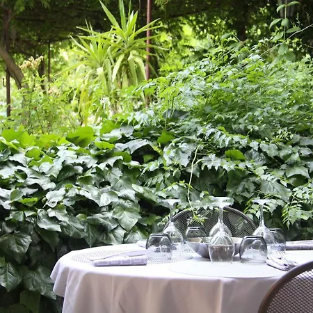 Les Jardins D'anglise 3* 식스포즈레스플라지스