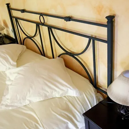 Les Jardins D'anglise Hotel 3*