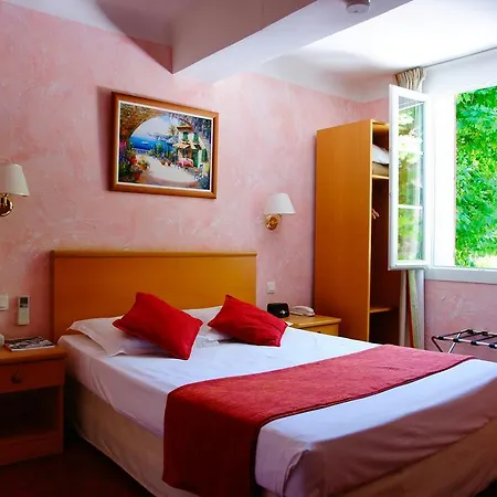 Les Jardins D'anglise Hotel 3*